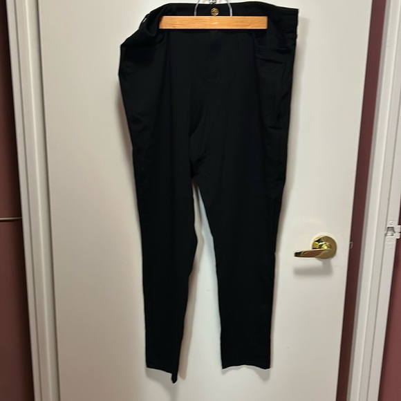 Final Price🛍🛍️🎉🌟Michael Kors Black Pants - Picture 4 of 17